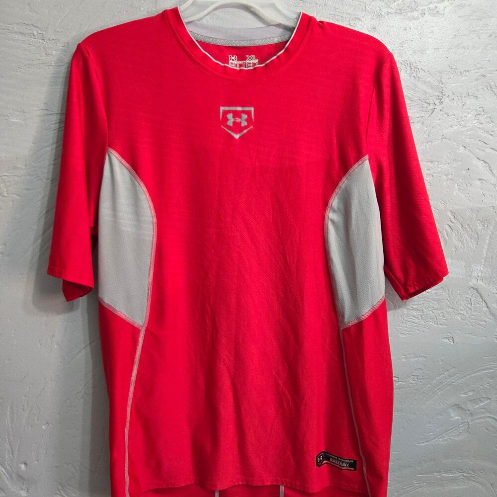 Under Armour Men's Fitted Heat Gear Red/Grey Short Sleeve Shirt size XL